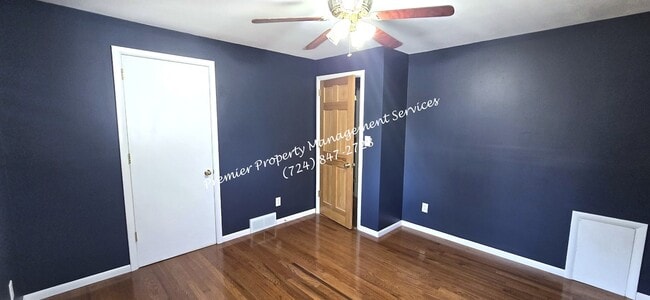 Building Photo - 323 Brewster Rd