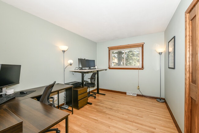 Building Photo - 7023 W Morgan Ave