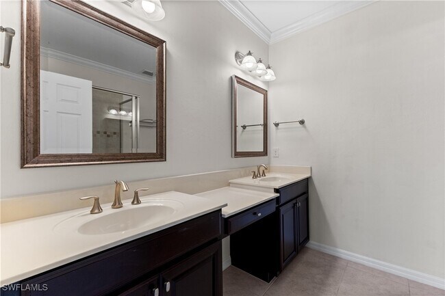 Building Photo - 8531 Violeta St