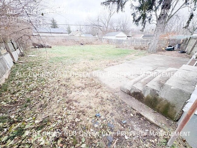 Building Photo - 2117 Sherer Ave