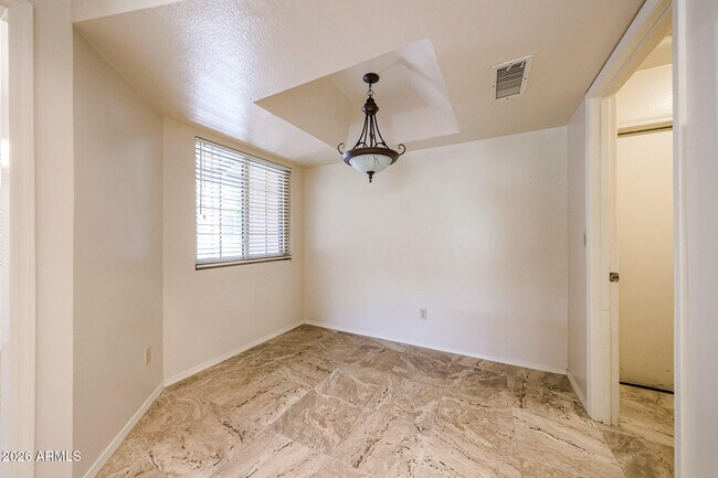 Building Photo - 3233 E Desert Cove Ave