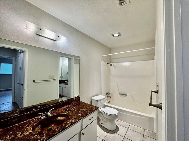 Building Photo - 9404 Teasdale Terrace