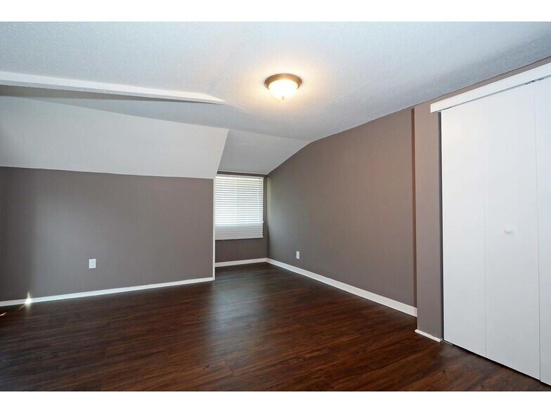 Building Photo - 6115 Nicollet Ave