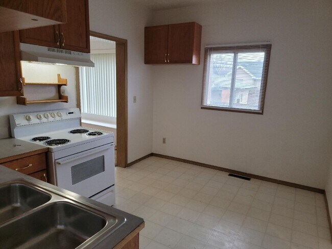 Building Photo - 4007 N Napa St