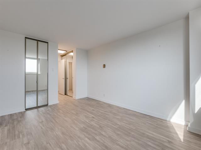 Building Photo - 3883 Turtle Creek Blvd