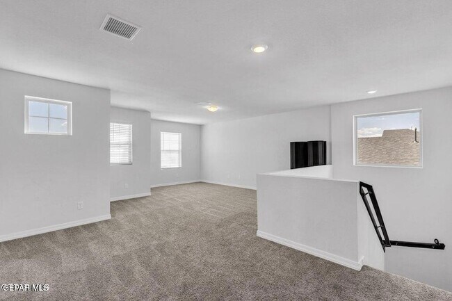 Building Photo - 13955 Summer Harmony Ave