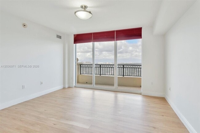 Building Photo - 3232 SW 22nd St