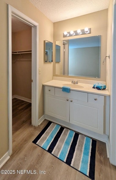 Building Photo - 10200 Belle Rive Blvd