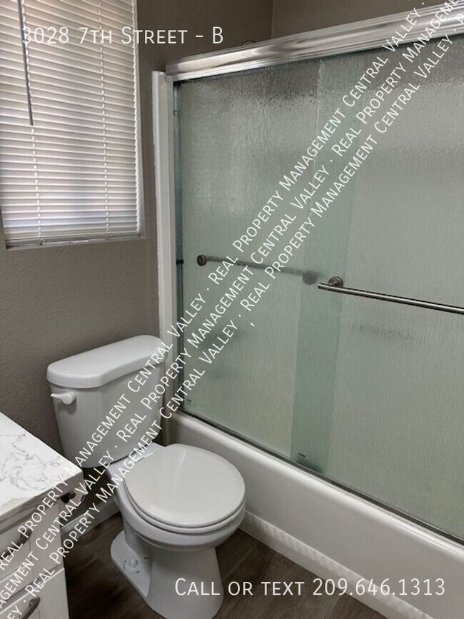 Building Photo - Ceres 2 Bedroom 1 Bathroom Tri-plex