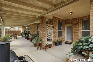 Building Photo - 12049 White River Dr