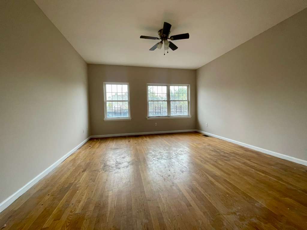 Building Photo - 488 Communipaw Ave