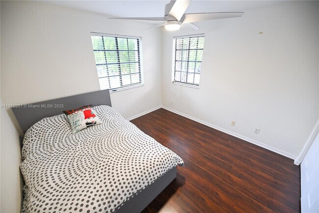 Building Photo - 3963 Orange Tree Ln