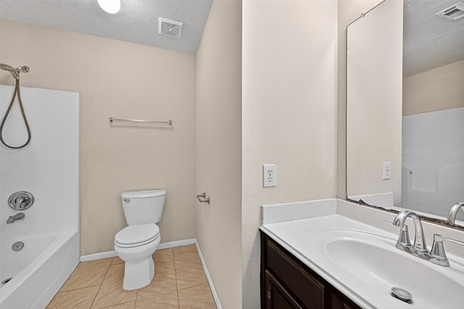 Building Photo - 4031 Clayton Bend Ct