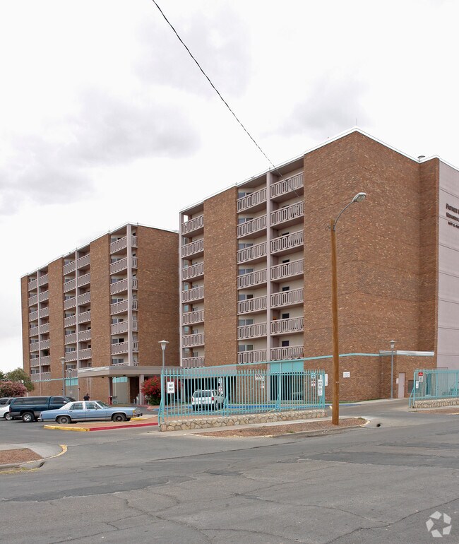 Father Pinto 1001 S Ochoa St El Paso TX 79901 Apartment Finder