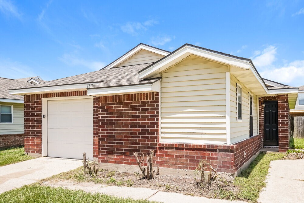 Building Photo - 7706 Ellis Dr