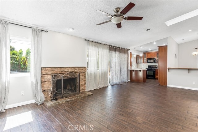 Building Photo - 12636 Andretti St