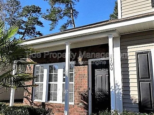 Building Photo - 1100 Elm Hall Cir