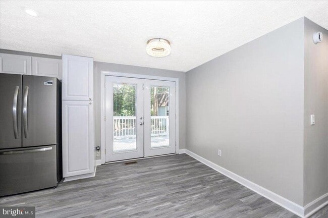 Building Photo - 12284 Bandera Ln