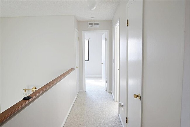 Building Photo - 3502 Fox Ln