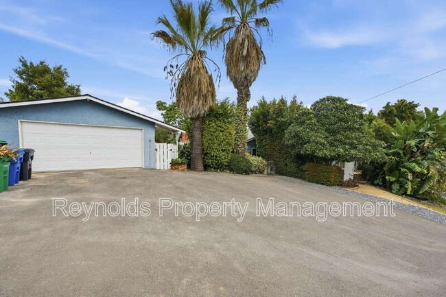 Building Photo - 9002 Watson Pl