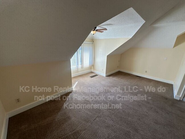 Building Photo - 2826 Harrison St