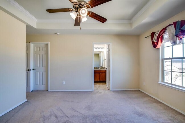 Building Photo - 3717 Dover Ferry Crossing