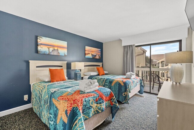 Building Photo - 2805B N Ocean Blvd