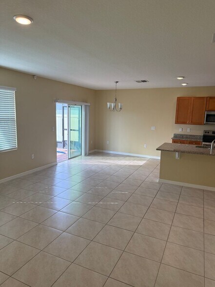 Building Photo - 4207 Looking Glass Pl