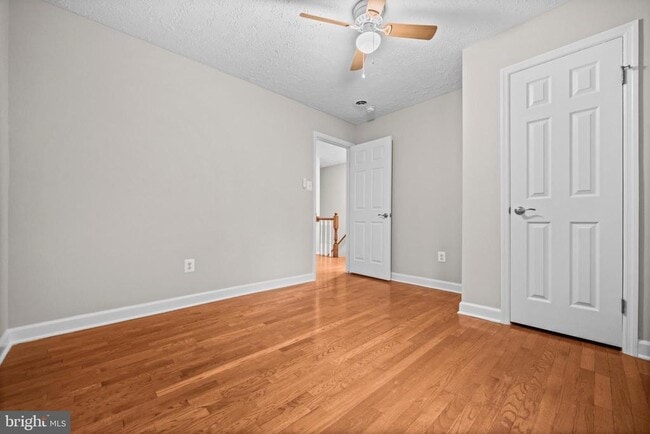 Building Photo - 915 Cypress Point Cir