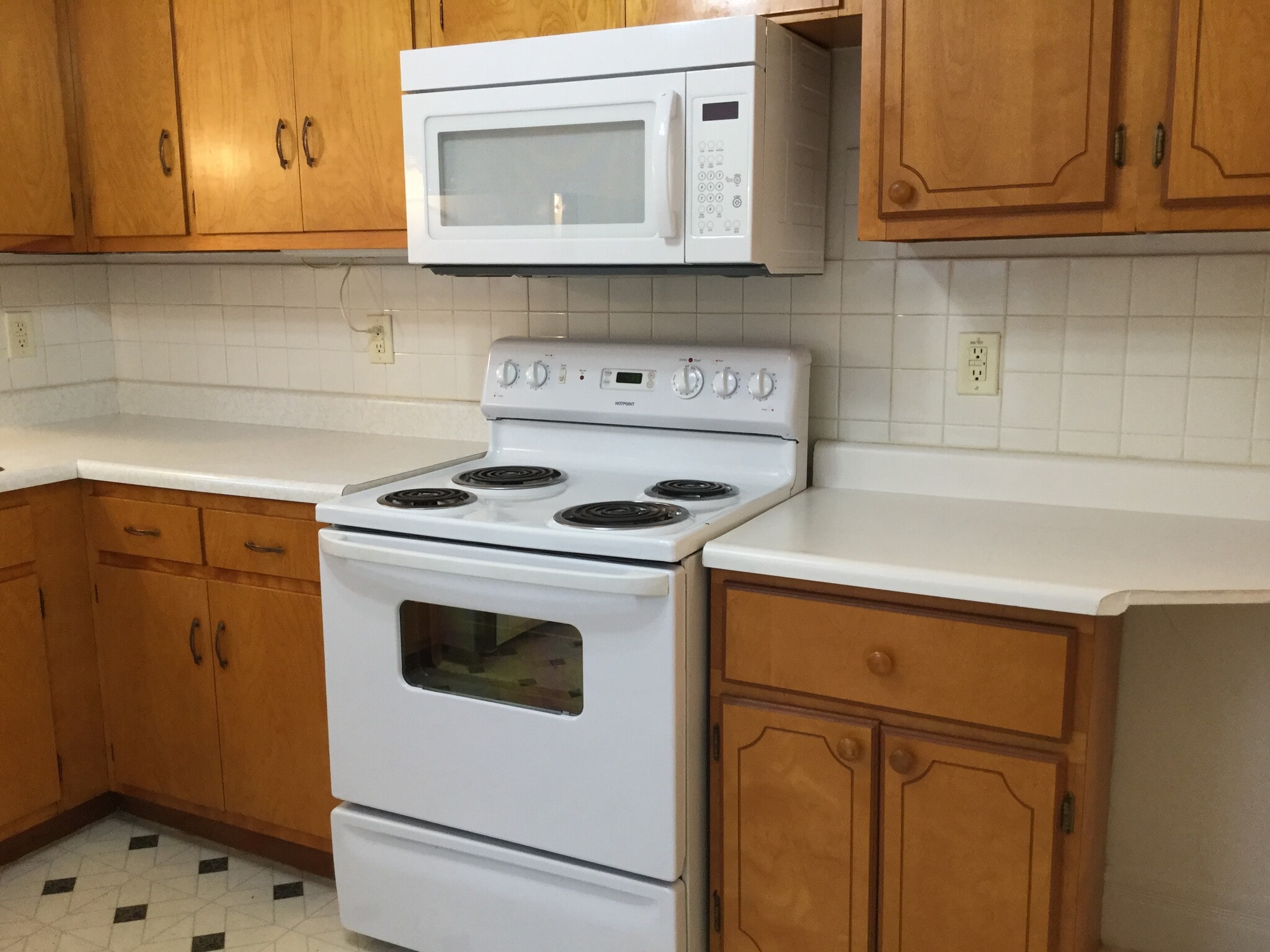 Building Photo - 1215 Liberty St