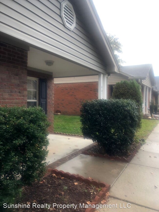 Building Photo - 2 br, 2 bath House - 407 McKinley Place