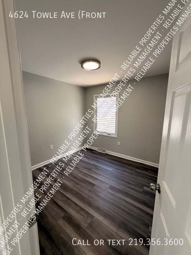 Building Photo - 4624 Towle Ave