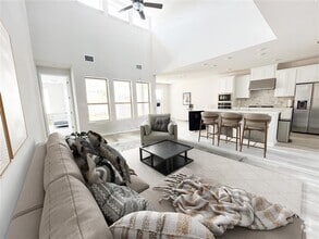 Building Photo - 4620 Modena Bay Bend
