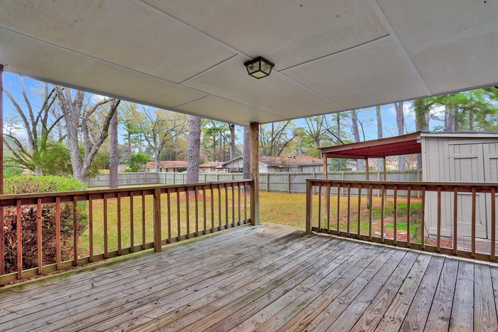 Building Photo - 206 S Wheatley St