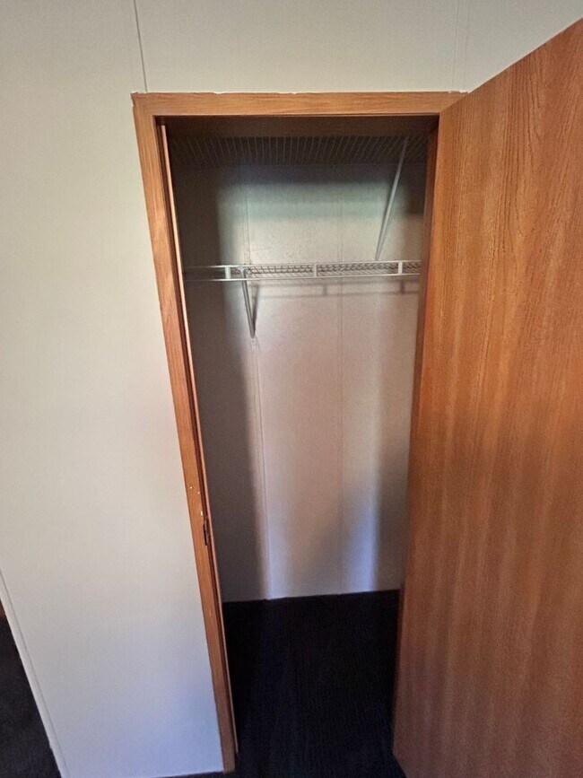 Building Photo - COZY 3 BR 2 BA located in Mount Holly  ***RENT SPECIAL : 1/2 OFF FIRST MONTH OF RENT!!!