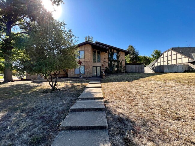 Primary Photo - Two Story with In-ground Pool!