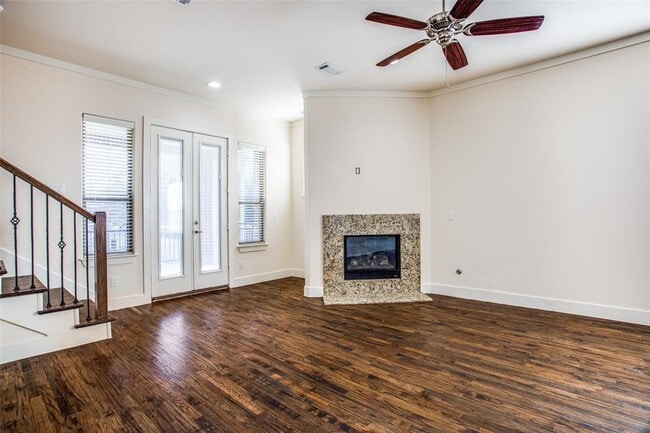 Building Photo - 4323 Dickason Ave