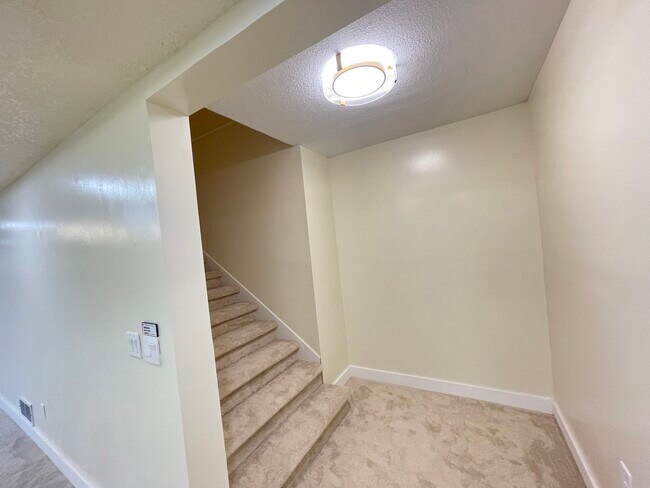 Building Photo - 8139 180th St W