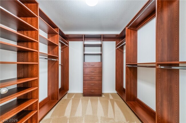 Building Photo - 6572 Polonius Ct