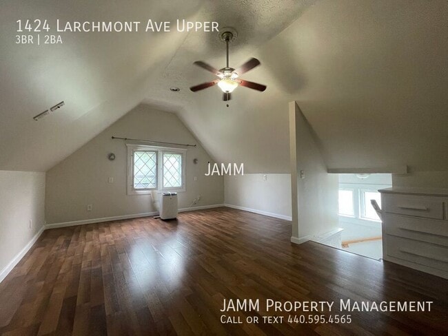 Building Photo - 1424 Larchmont Ave