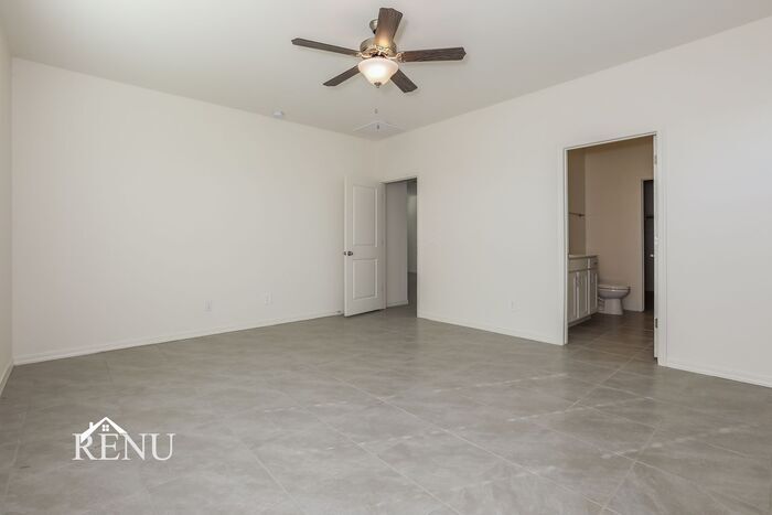 Building Photo - 35607 W San Capistrano Ave