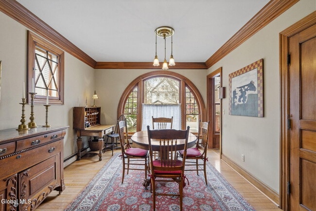 Building Photo - 69 Union Ave