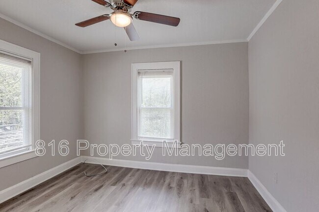 Building Photo - 3541 Mersington Ave