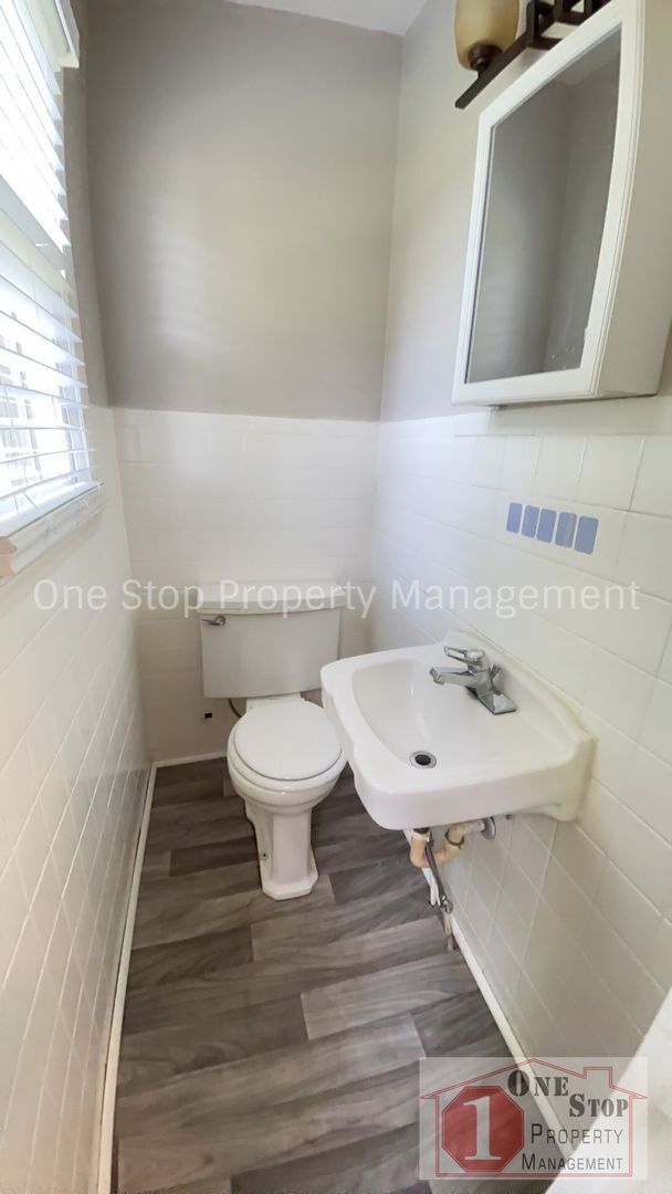 Building Photo - Beautiful 3 Bedroom 1 Bathroom in Independ...
