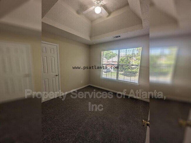 Building Photo - 600 Gonzaga Cir