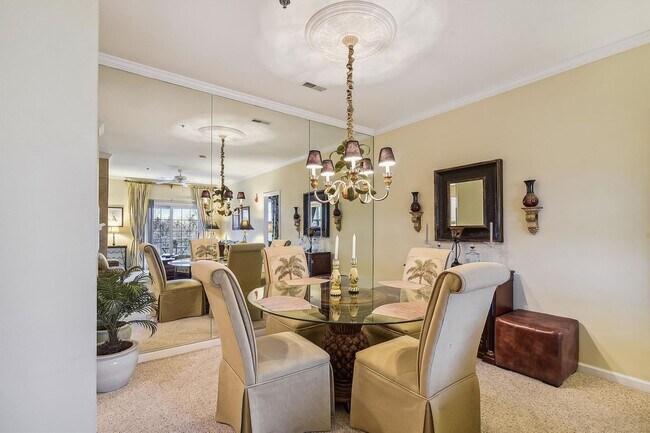 Building Photo - Enjoy coastal living in this Rehoboth Beac...