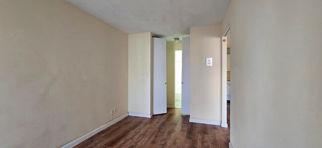 Building Photo - 29 Concord Ave