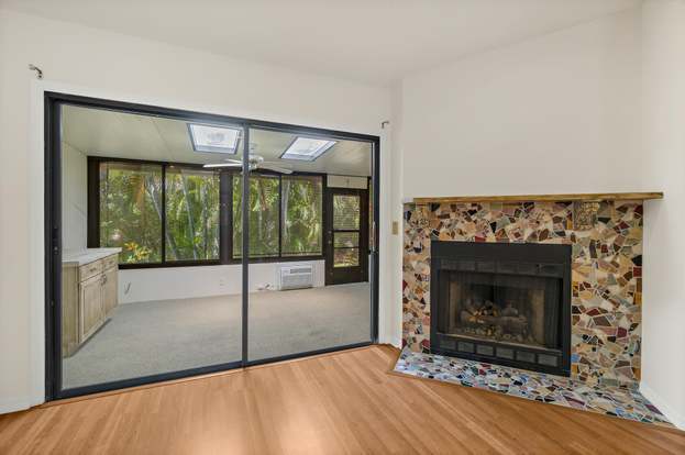 Building Photo - 604 Parkside Pl