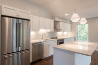 Building Photo - 57 Savin Hill Ave