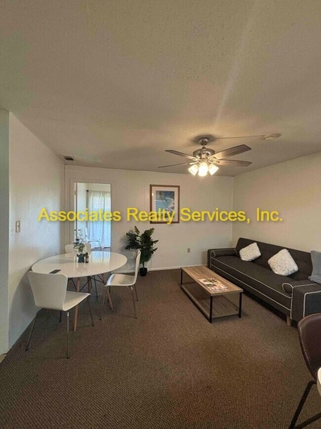 Primary Photo - LOOK!!! 2 bedroom in Brandywine with Balco...